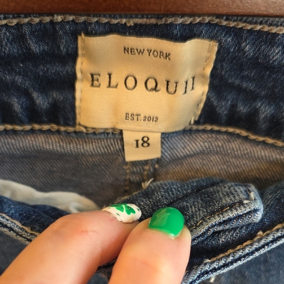 Eloquii Medium Blue Barrell Jeans 18 - Picture 4 of 13